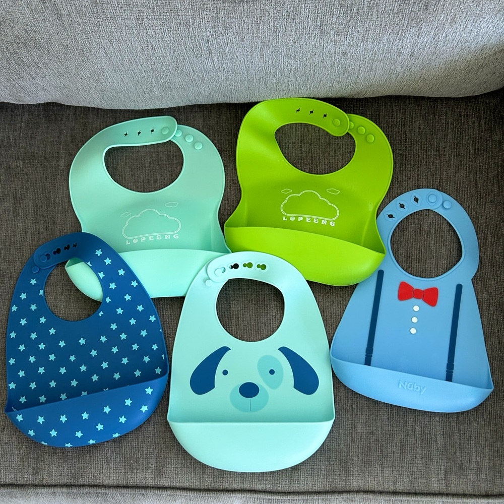 Bundle of 5 Silicone Baby Boy Bibs with Crumb-Catcher Pocket, in Blues & Green